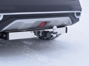 KIA Seltos 2020-(съемный квадрат/ с НЕРЖ накладкой)