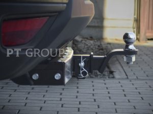 RENAULT Duster 2016-2020(съёмный квадрат/ с НЕРЖ накладкой)